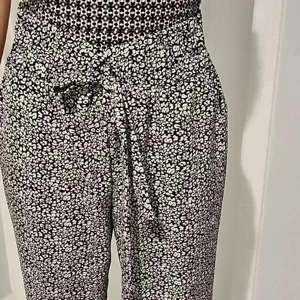 Pants - Picture 2 of 8